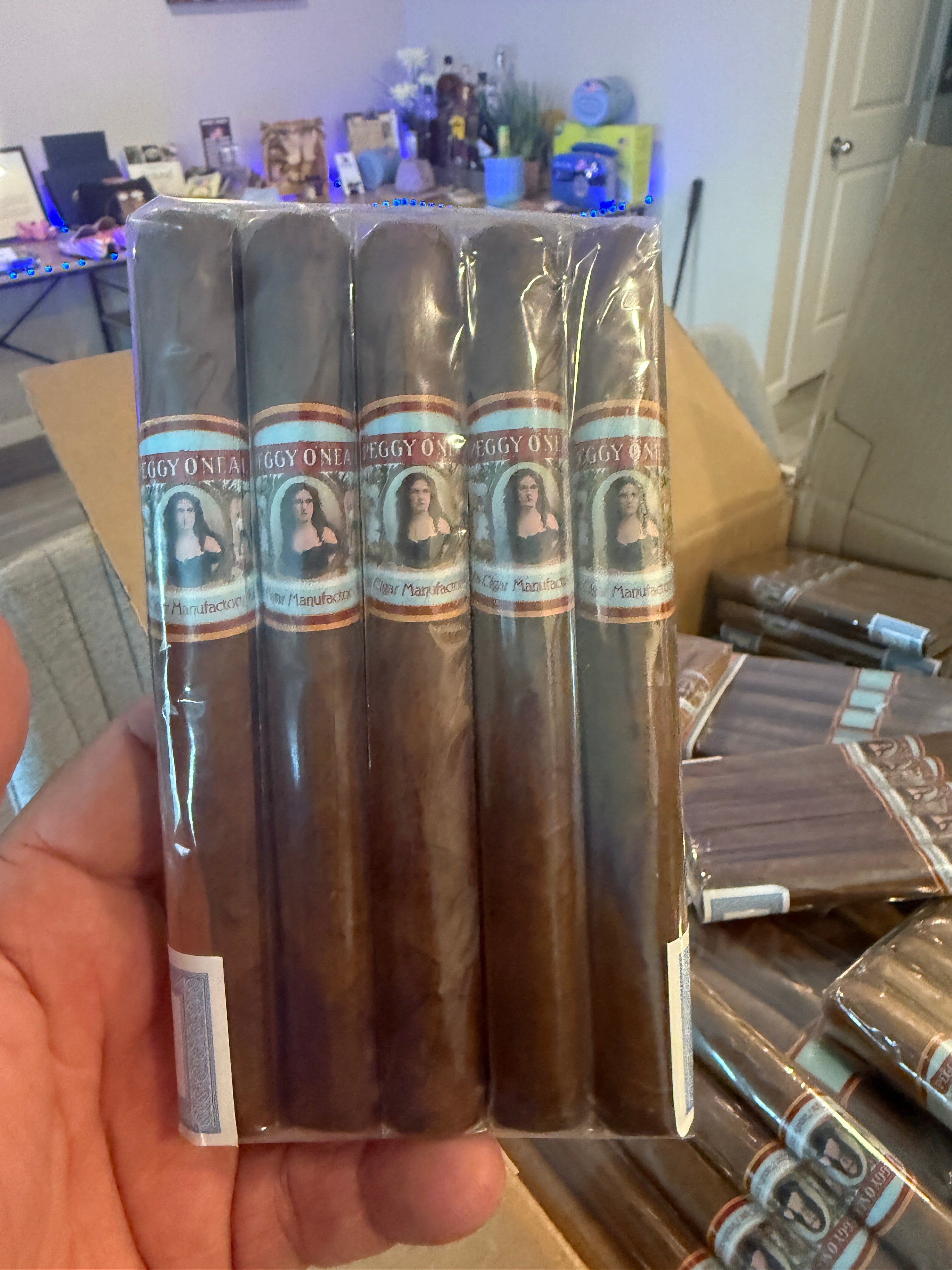 Peggy O’Neal 5 Pack mild cigar - house blend